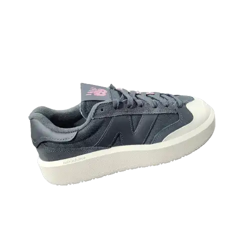 Tenis